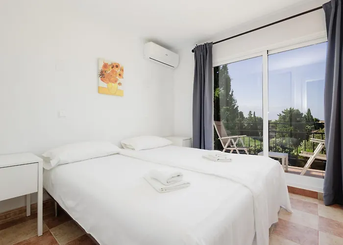 Cozy At The In Costabella, Casa vacanze Marbella