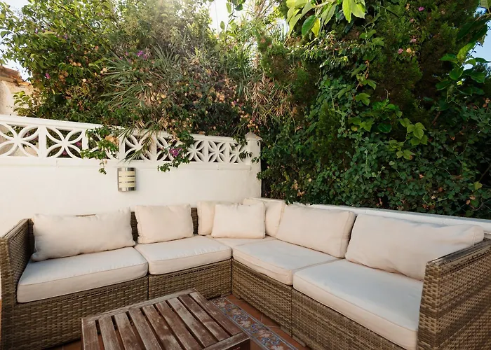 Casa vacanze Cozy At The In Costabella, *