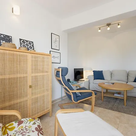 Cozy At The In Costabella, Feriehus *