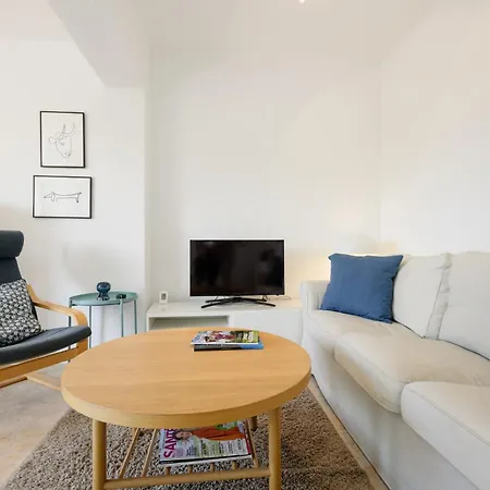 Cozy At The In Costabella, Feriehus Marbella