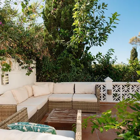 Feriehus Cozy At The In Costabella, *