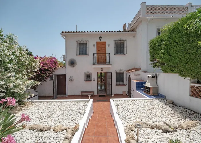 Cozy At The In Costabella, *