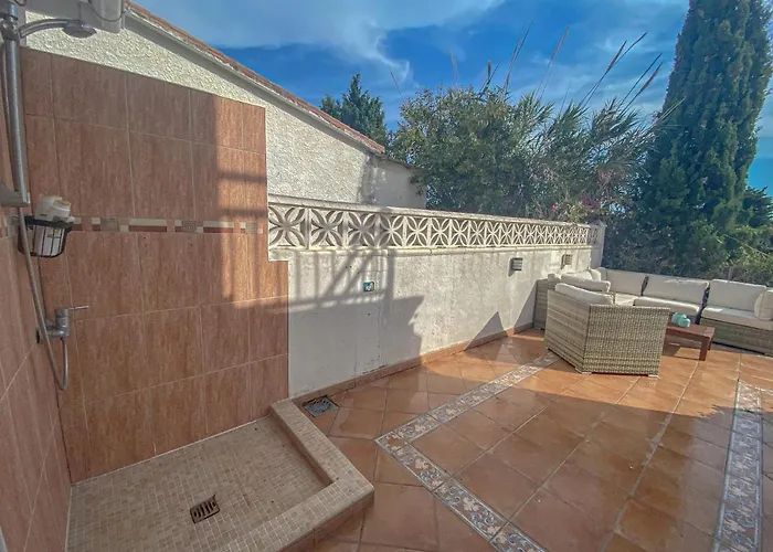 Cozy At The In Costabella, *